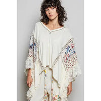 POL TOP V NECK FLORAL LACE
