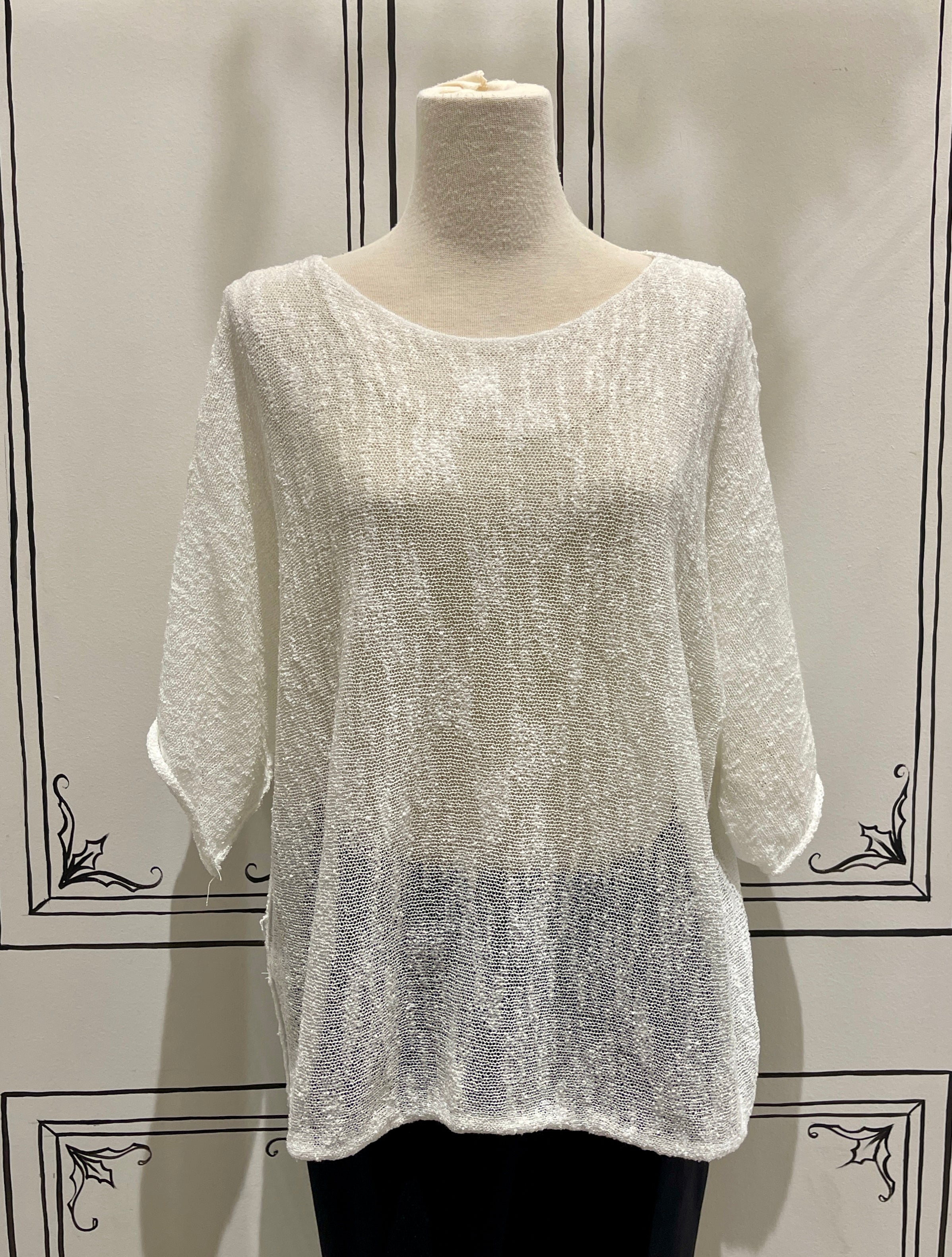 LOOSE KNIT SHORT SLEEVE SWEATER