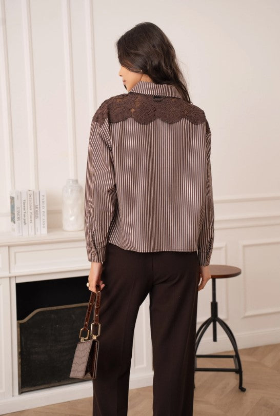 BUTTON UP COTTON TOP WITH LACE INSERTS