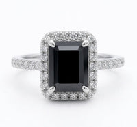 EVERSHINE RING EMERALD CUT STONE PAVE