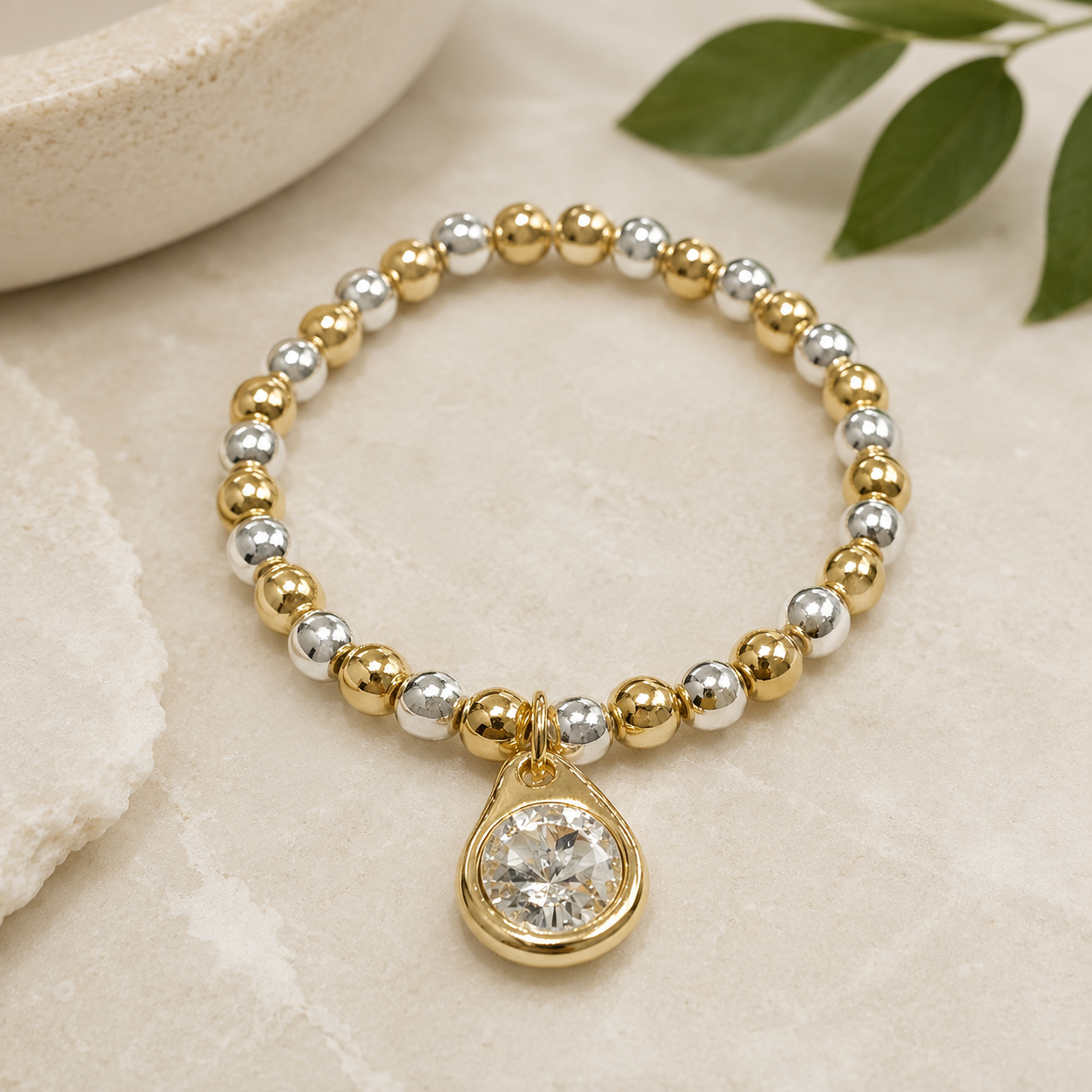MERX LARGE BALL WITH TEARDROP CRYSTAL
