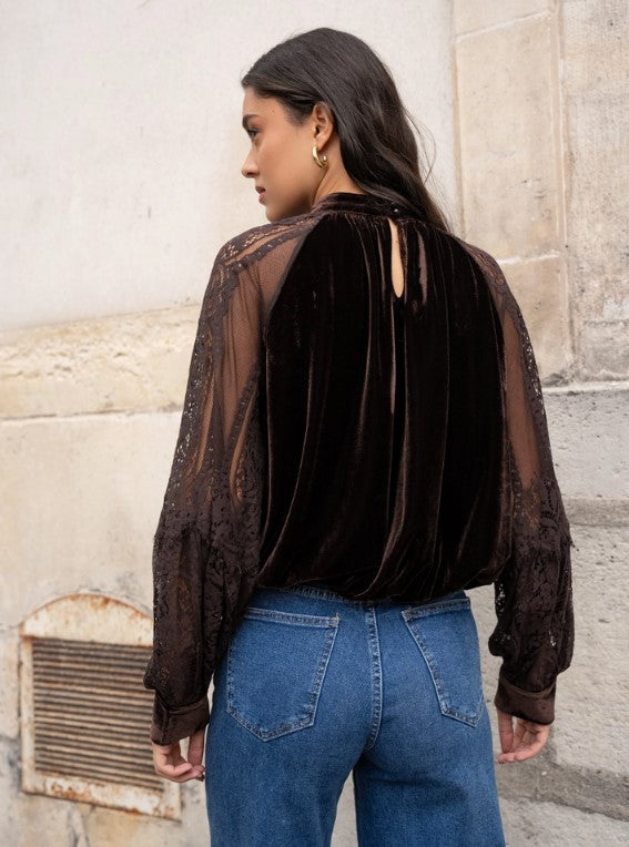 CHOK P TOP TWO MATERIAL VELVET W/LACE