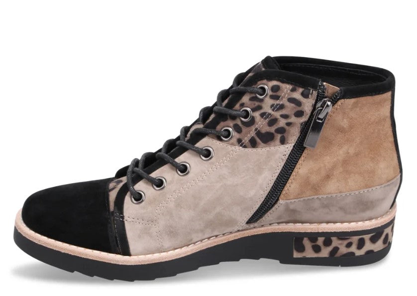 DJANGO & JULIETTE LACE UP CAP TOE MIXED BOOTIE