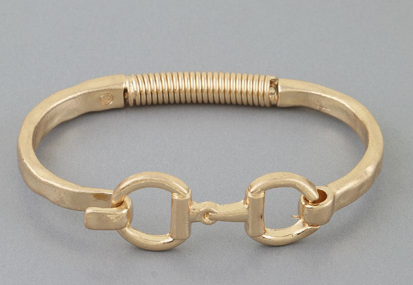 HAMMERED TOGGLE CUFF BRACELET