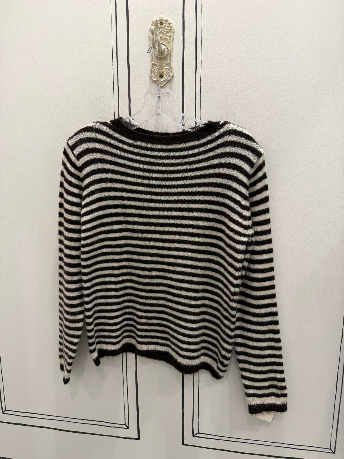WINNI SWEATER SOFT KNIT THIN STRIPE CREW NECK