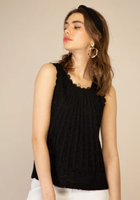 SLEEVELESS LACE TANK