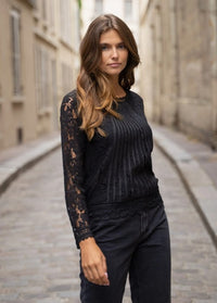 LACE BANDS LONG SLEEVE BLOUSE