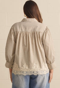 STRIPED 3/4 PUFF SLEEVE LACE TRIM HEM TOP
