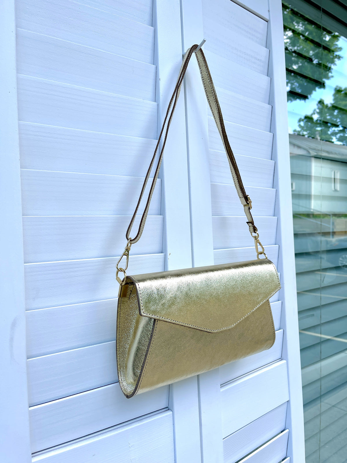 ITALIAN LEATHER CLUTCH STYLE BAG
