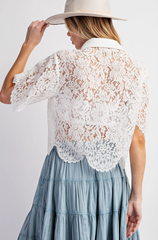 SCALLOPED LACE CROP SHORT SLEEVE BUTTON UP TOP