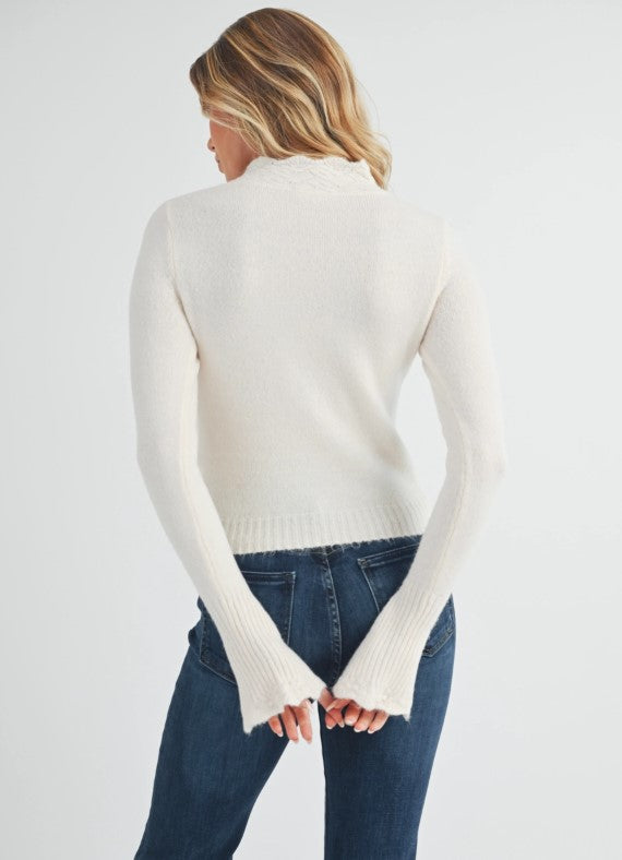 KNIT HIGH COLLAR SWEATER