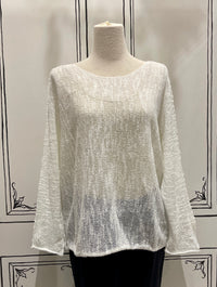 LIGHTWEIGHT LONG SLEEVE SWEATER