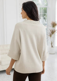 ORANGE SWEATER OPALINE COLLAR