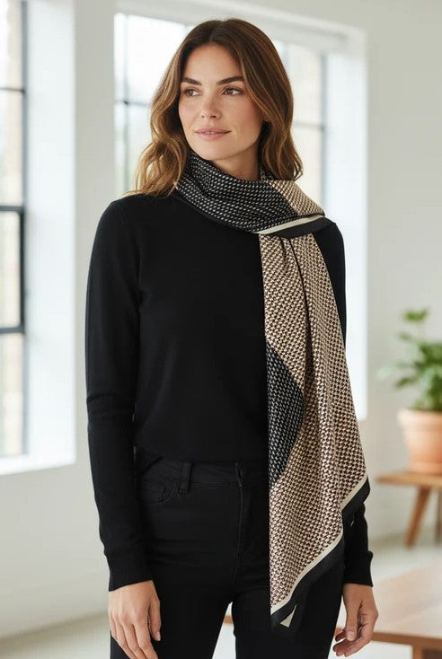 CATH SCARF GEOMETRIC CIRCLE