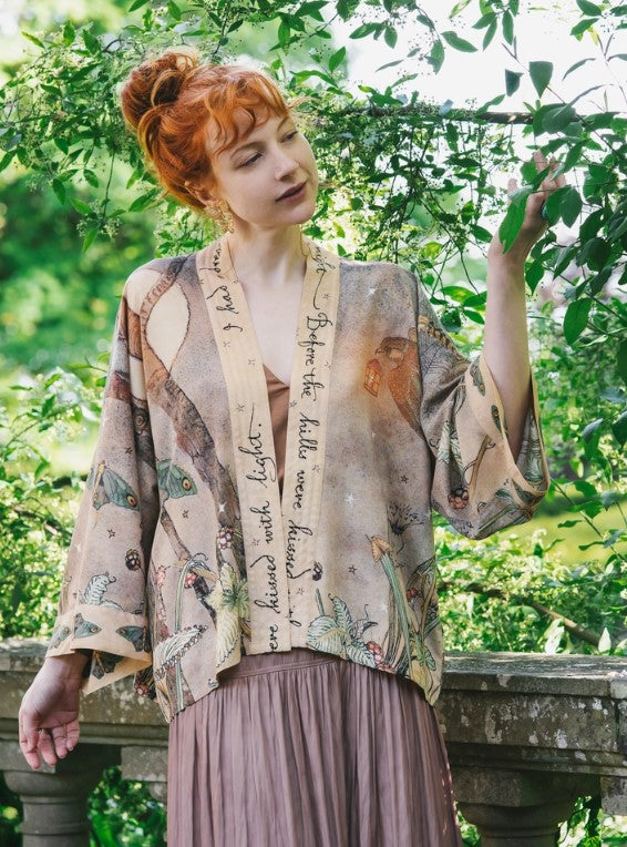 MARKET OF STARS CROPPED KIMONO