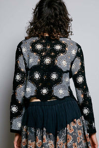 PULLOVER CROCHET SWEATER