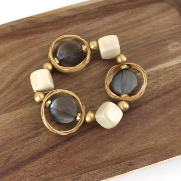 CHUNKY RESIN WOODEN BEAD BRACELET