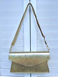 ITALIAN LEATHER CLUTCH STYLE BAG