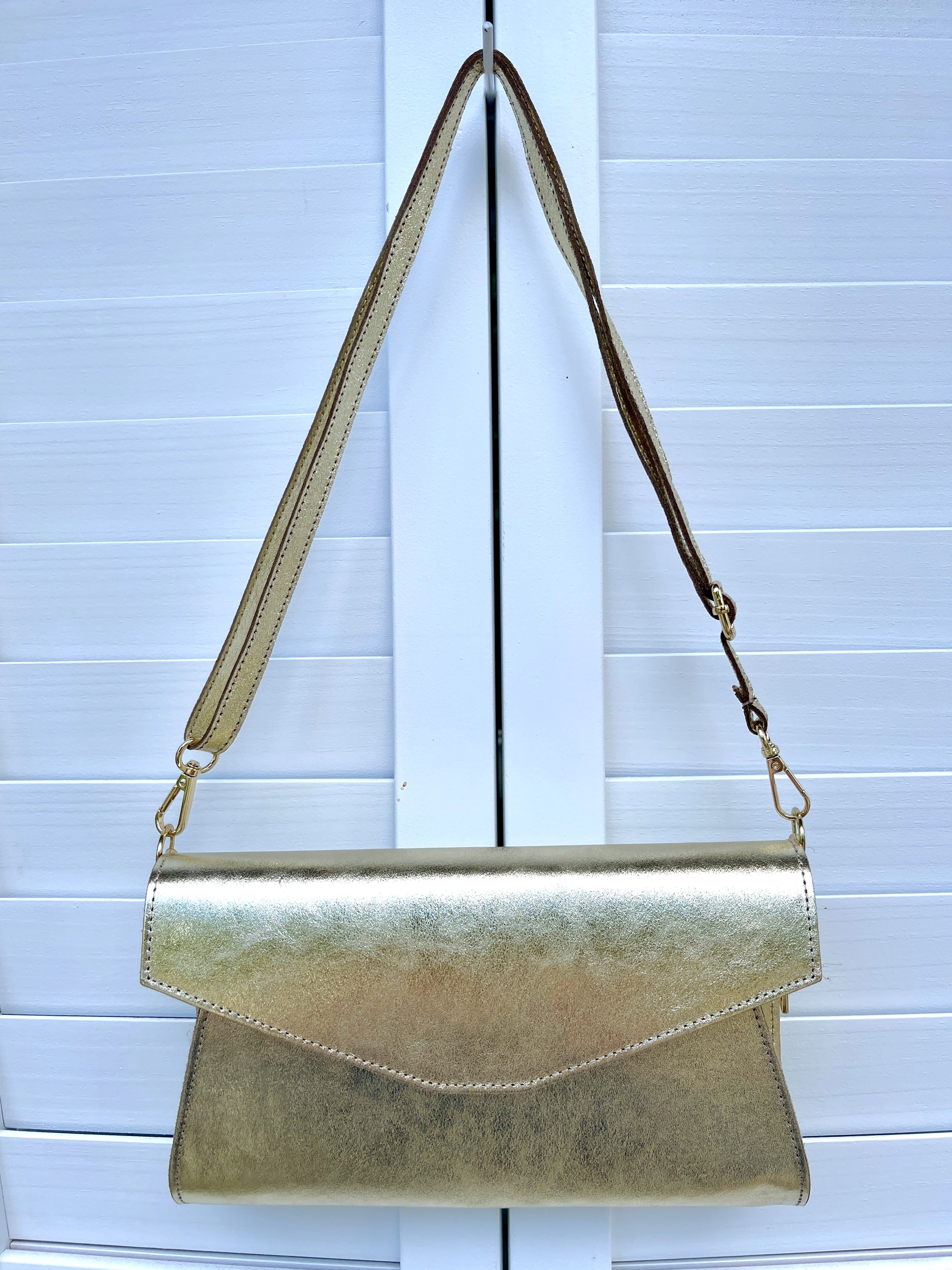 ITALIAN LEATHER CLUTCH STYLE BAG