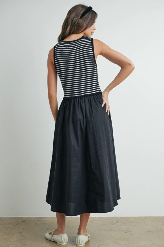STRIPED SLEEVELESS MAXI DRESS