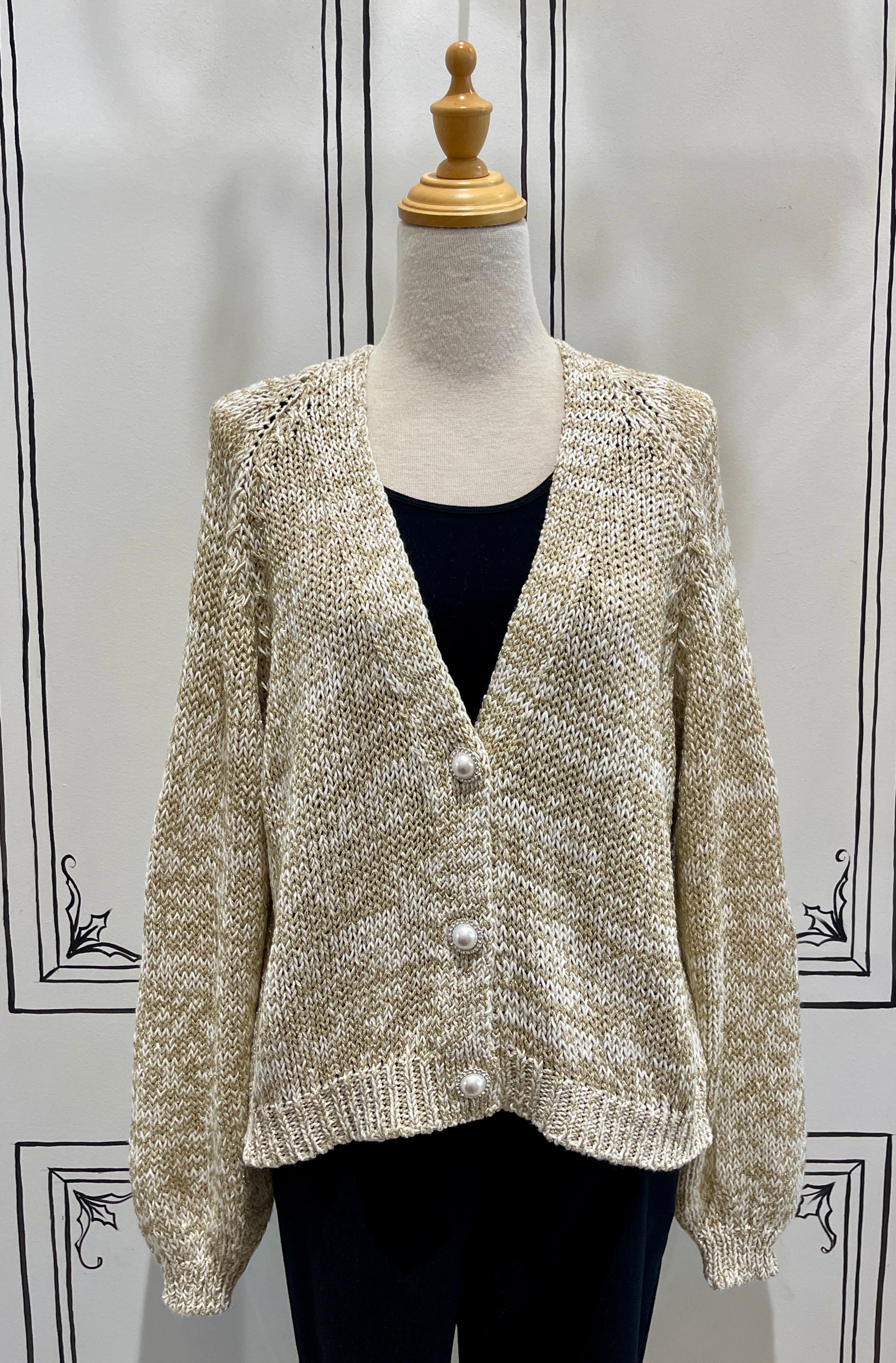 CARDIGAN WITH JEWEL BUTTON