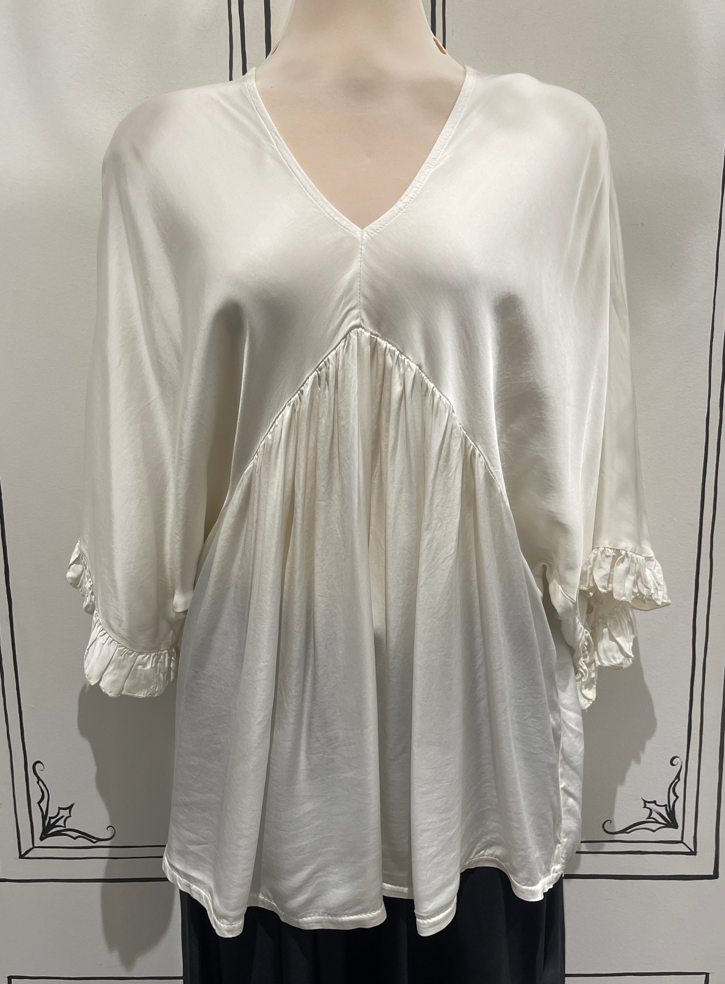 SHORT SLEEVE SATIN RUFFLE TUNIC