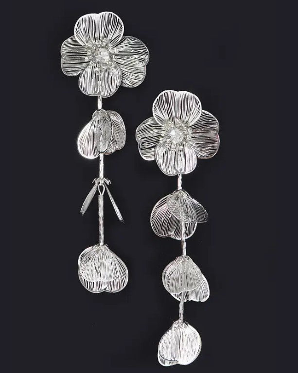 METAL FLOWER FRINGE EARRING