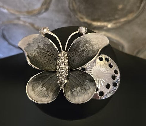 KBELL PIN MAGNETIC BUTTERFLY JEWELED