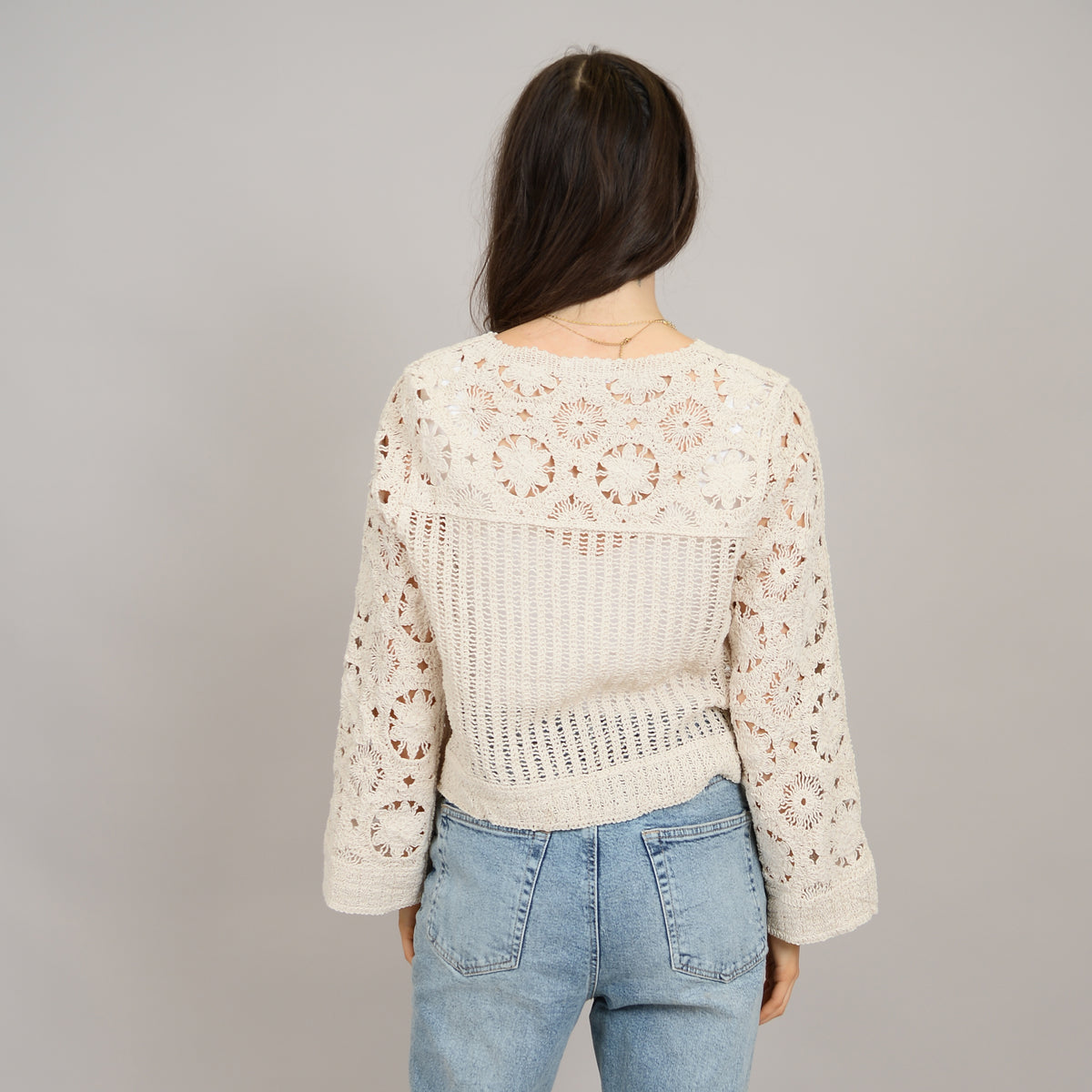RD CARDI L/S BUTTON UP VNECK