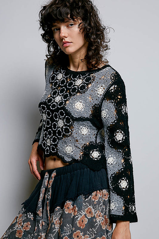 PULLOVER CROCHET SWEATER