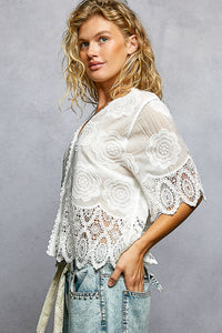 LACE SHORT SLEEVE BUTTON UP