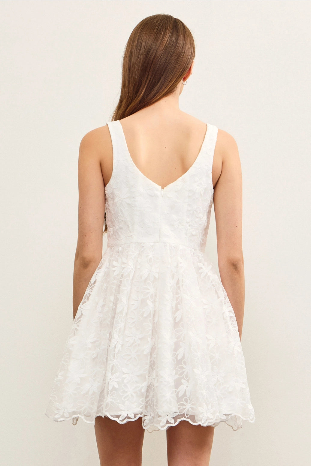MUST SQ NK LACE FLR DRESS