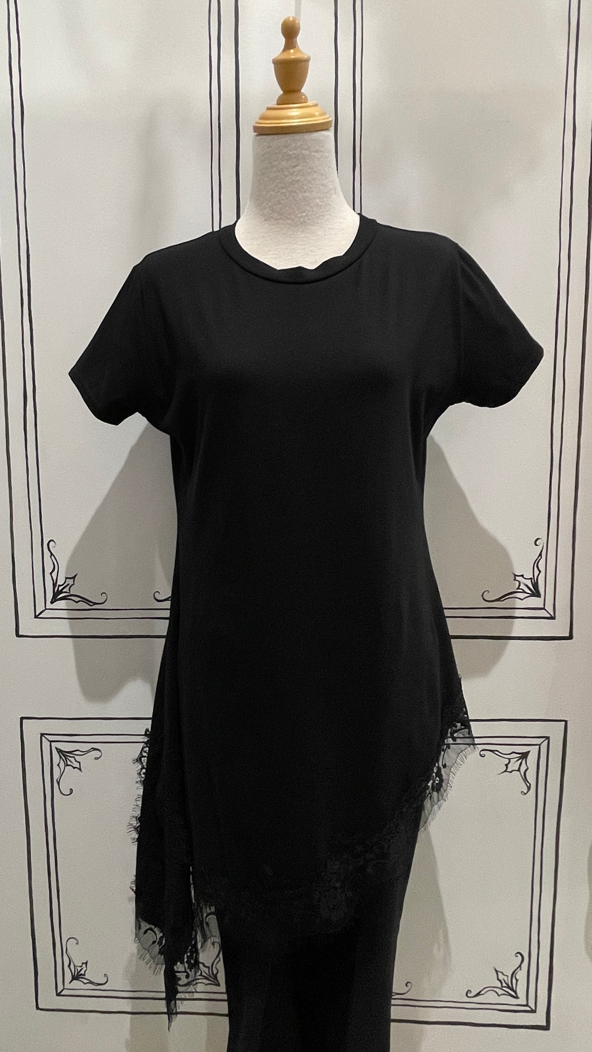 TUNIC LACE DETAIL TOP
