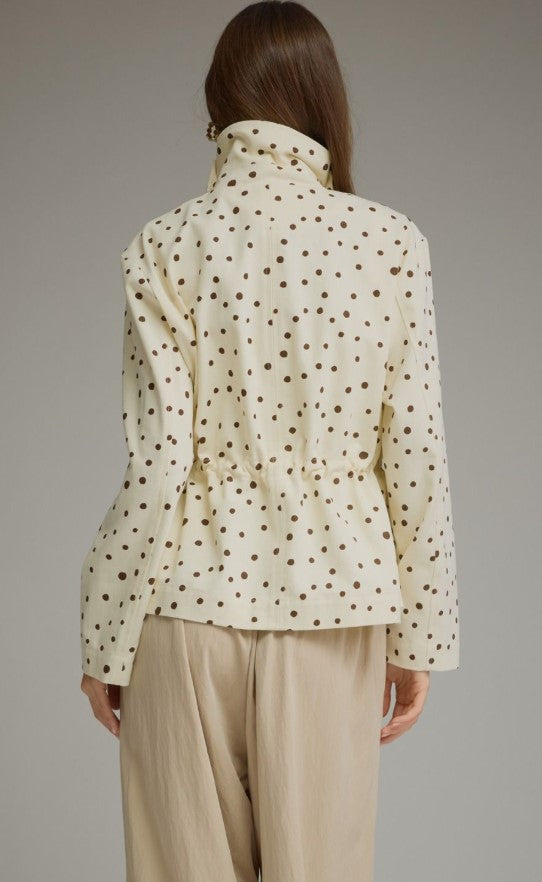 HIGH NECK DRAWSTRING NECK BUTTON CLOSURE JACKET
