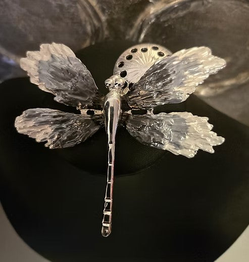 KBELL PIN MAGNETIC DRAGONFLY