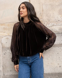 CHOK P TOP TWO MATERIAL VELVET W/LACE