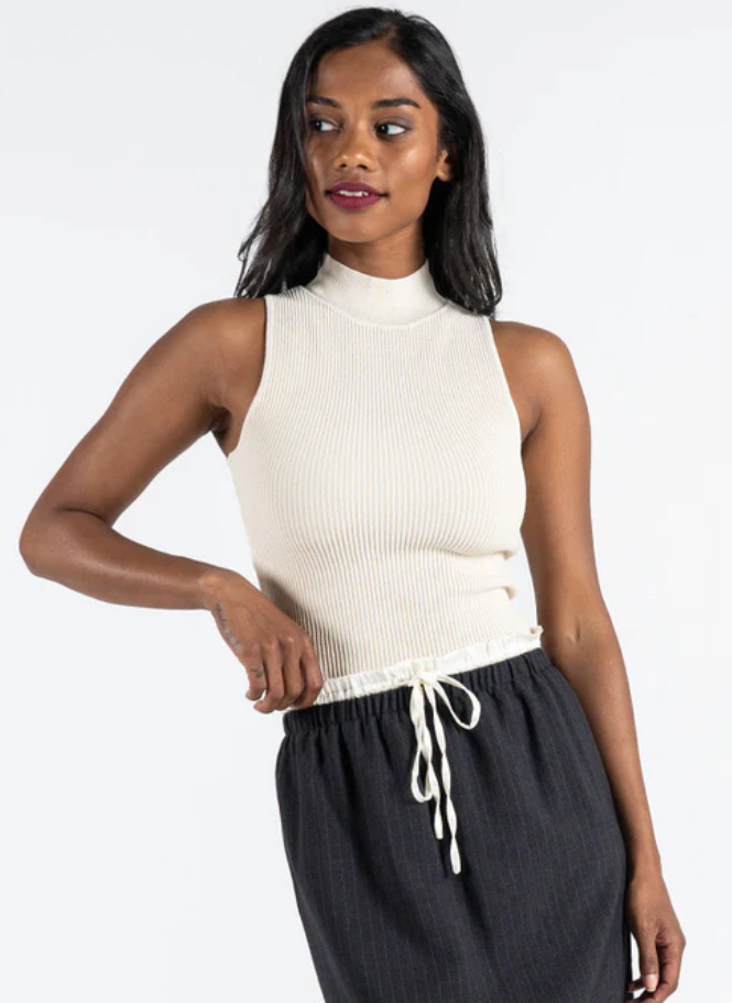 RIBBED MOCK NECK SLEEVELESS TOP