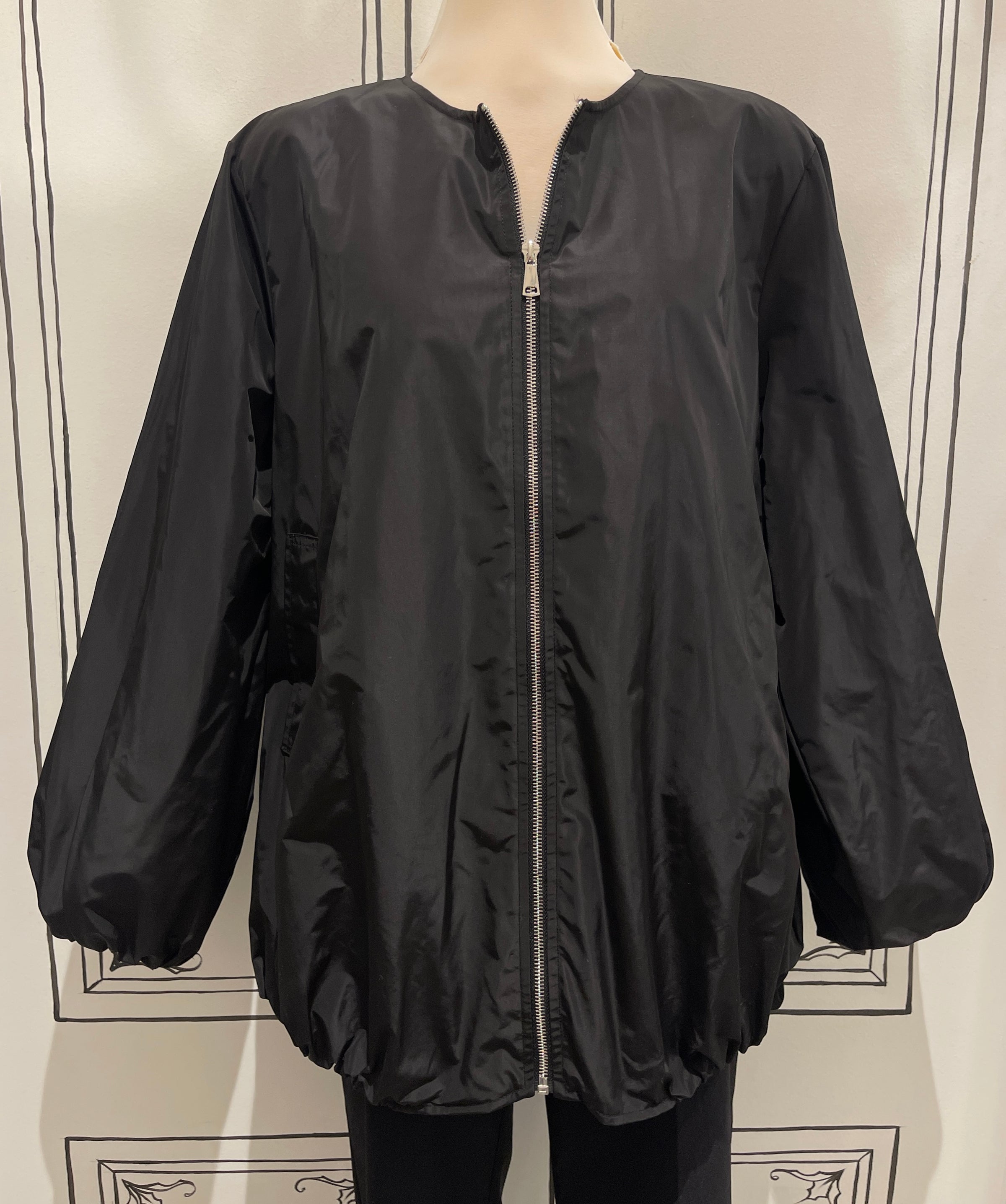 OVERSIZED BOMBER JACKET