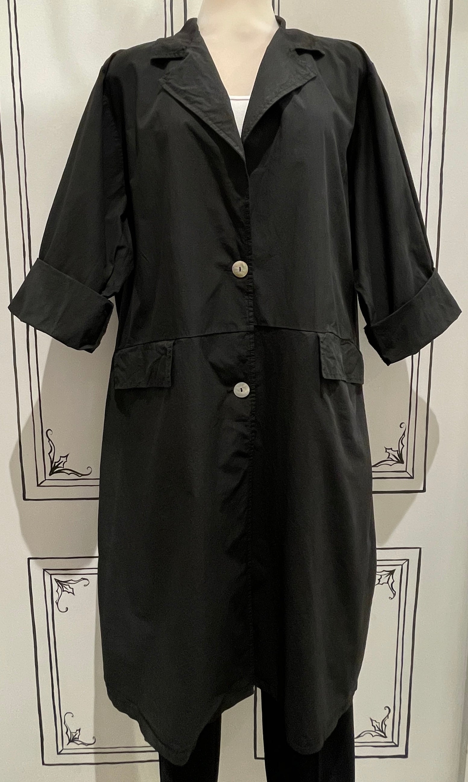 LONG JACKET WITH BUTTONS