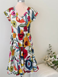 DRESS ADDICT VNECK STYLE DRESS