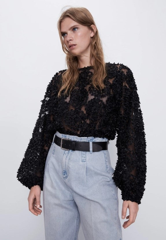 TEXTURED ROSETTE BLOUSE
