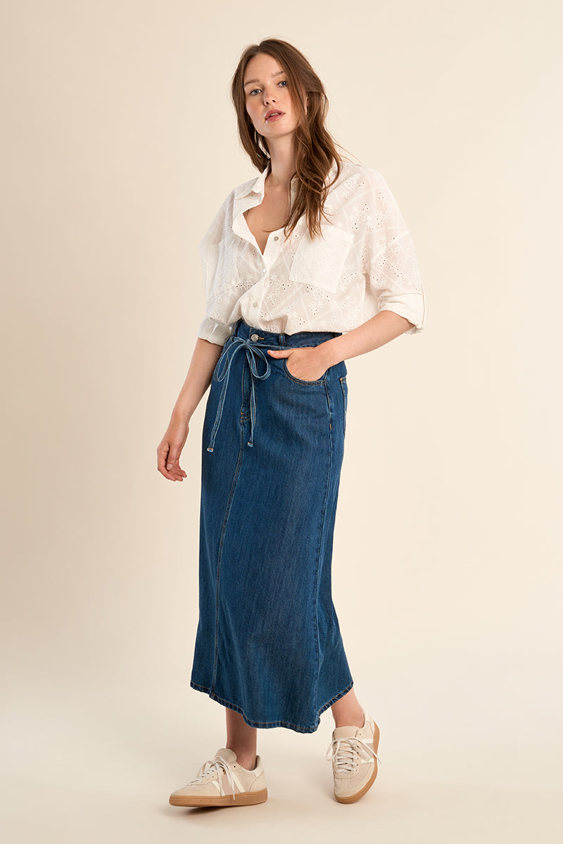 MOLLY EYELET BUTTON UP COLLAR