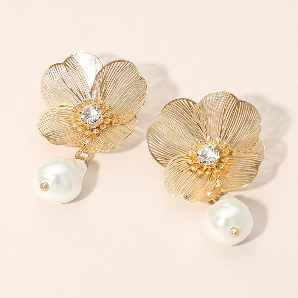 WON EARRING MTL FLWR PRL