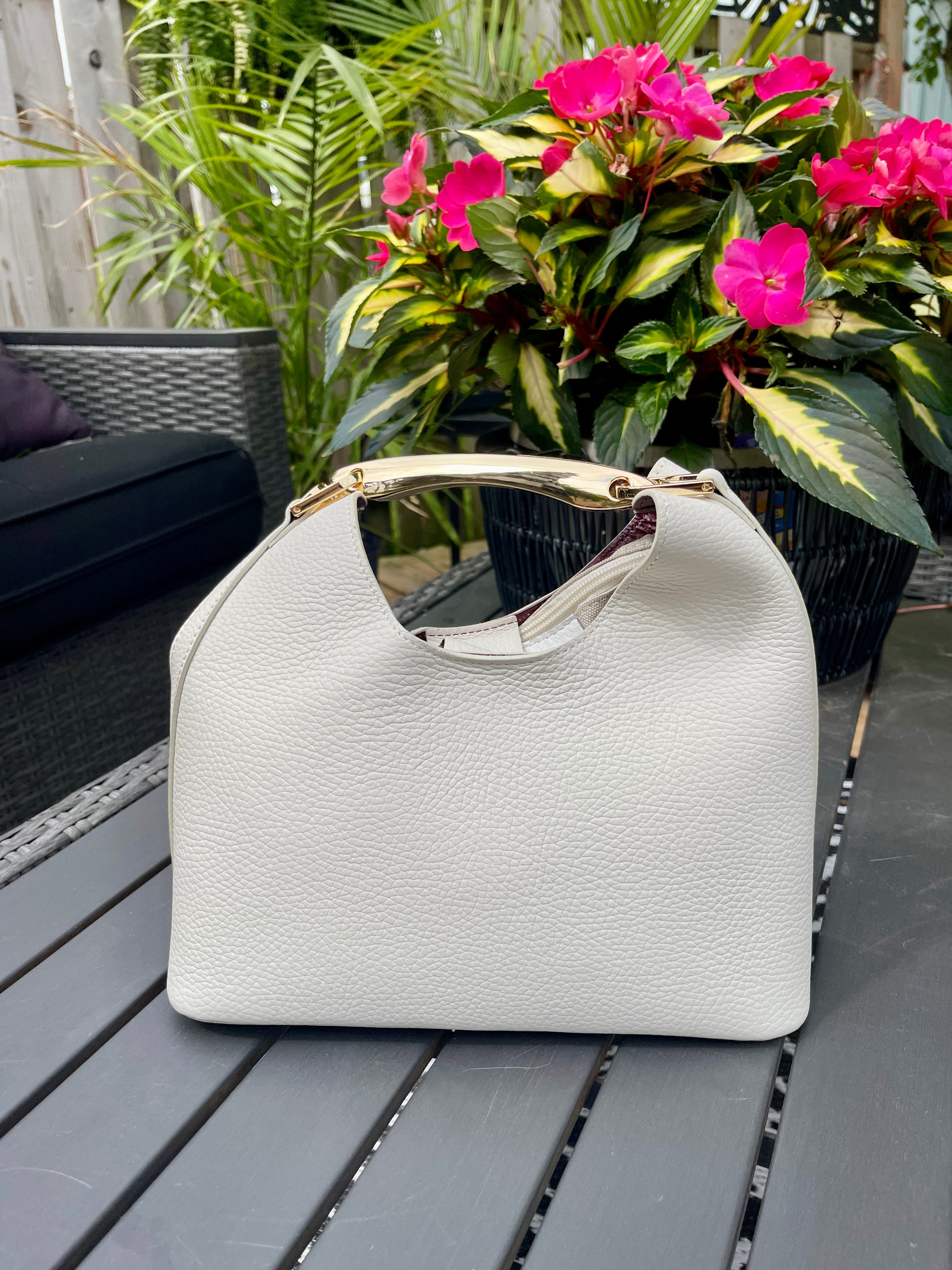 ITALIAN LEATHER GOLD HANDLE BAG