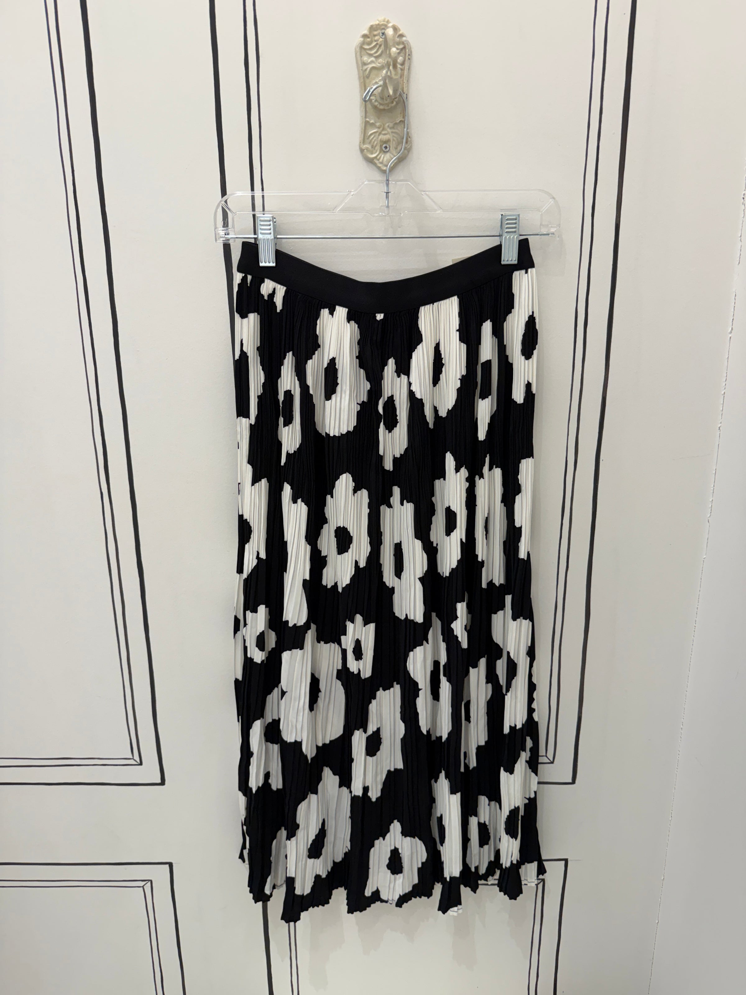 ROL FASHION PLEAT FLORAL SKIRT