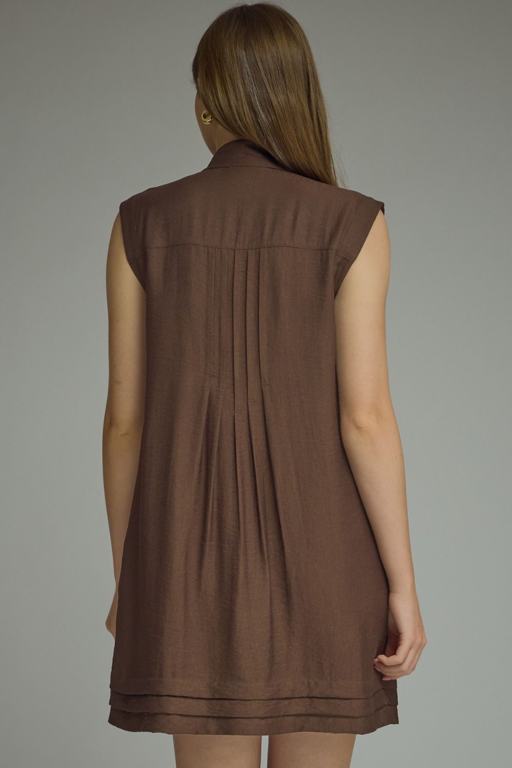 SLEEVELESS HIGH NECK DRESS