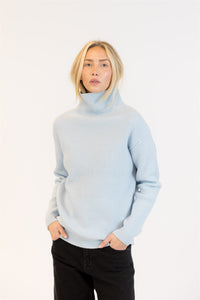 LYLA MOCKNECK PULLOVER