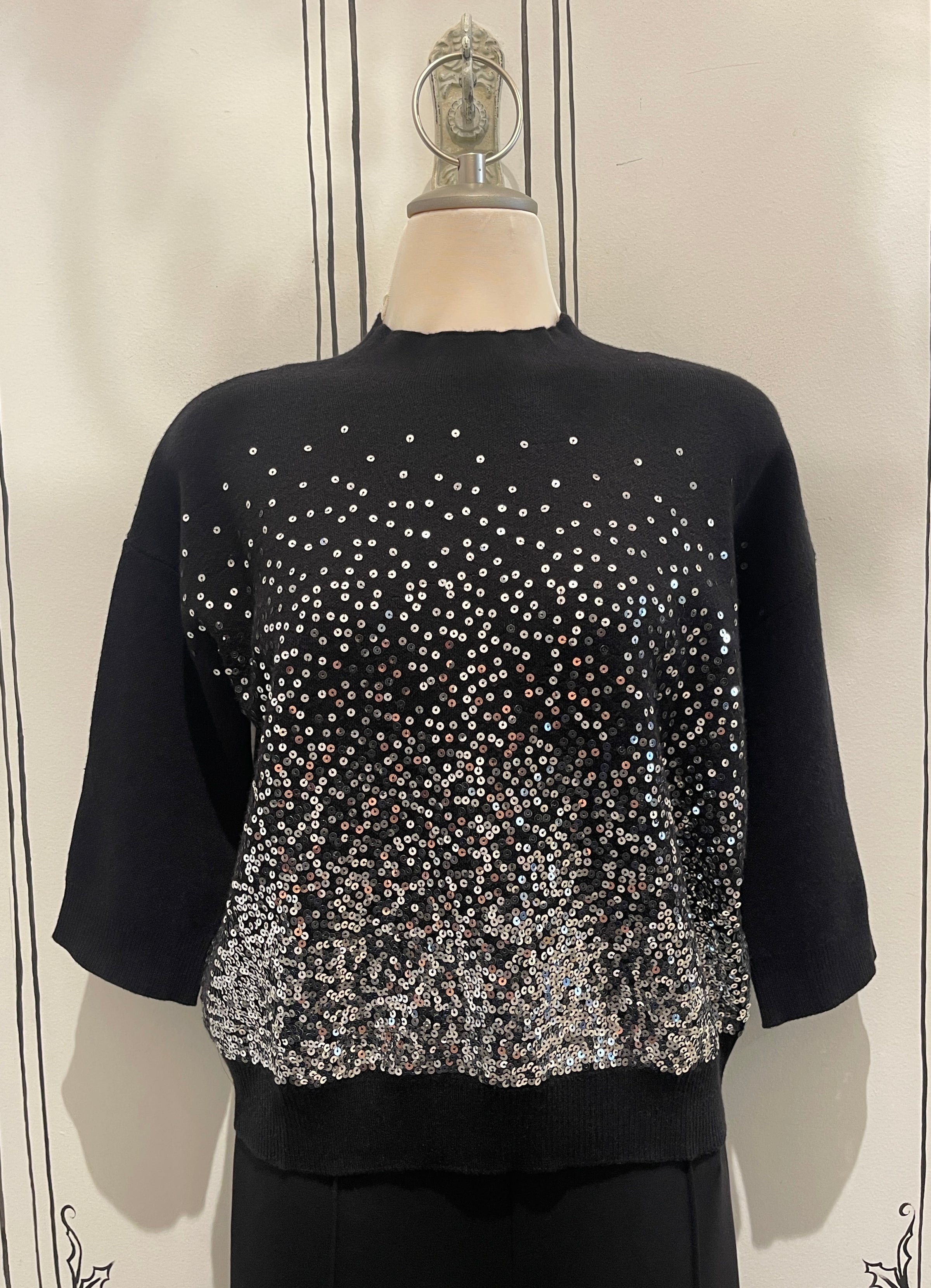 KNIT SHORT SLEEVE MOCK NECK TOP
